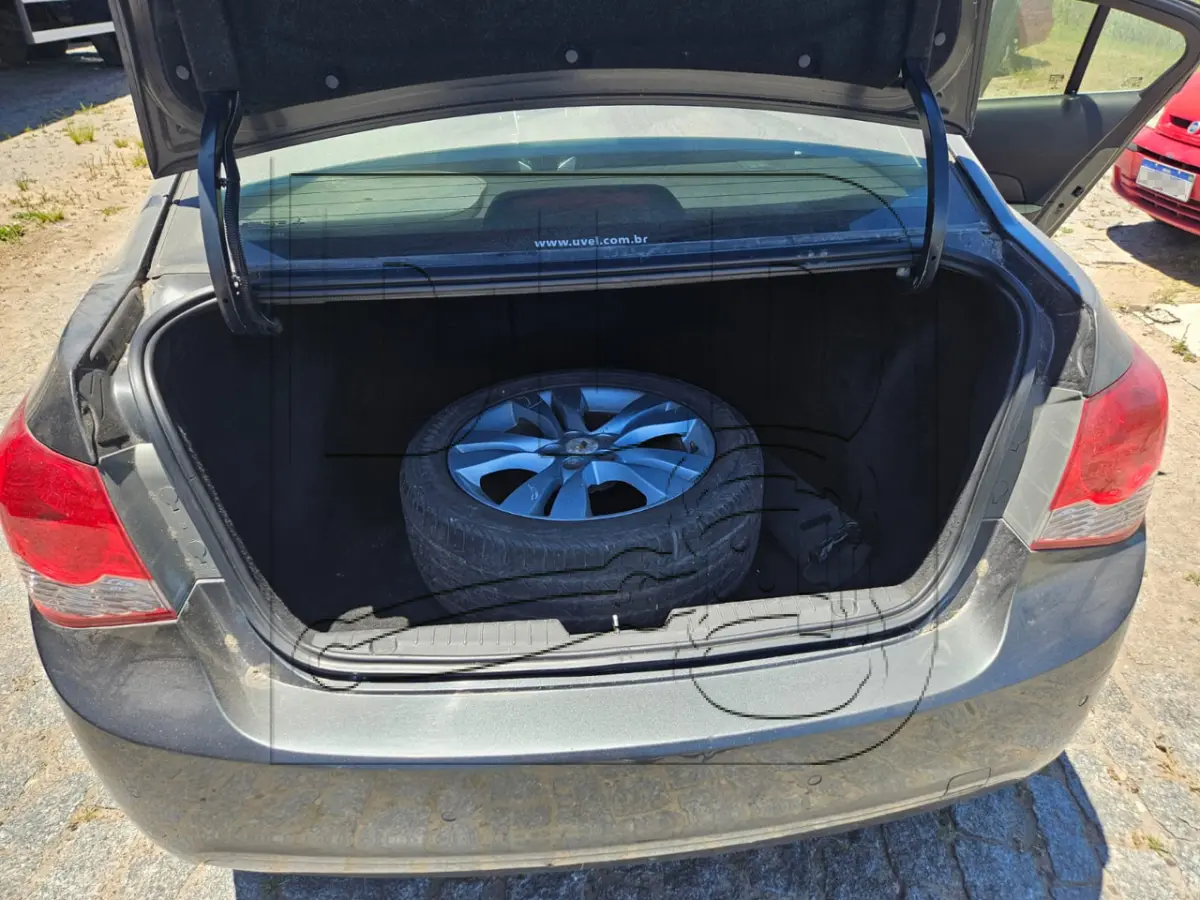 LOTE 001 - Chevrolet Cruze Sedan LTZ