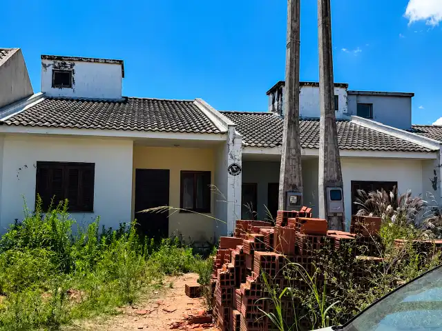 Venda Direta de Terreno e Casas em São Leopoldo