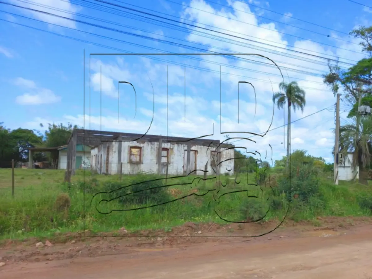 LOTE 001 - Terreno e Prédio em Pelotas