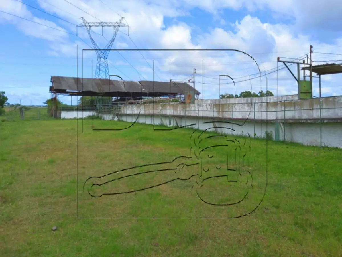 LOTE 001 - Terreno e Prédio em Pelotas