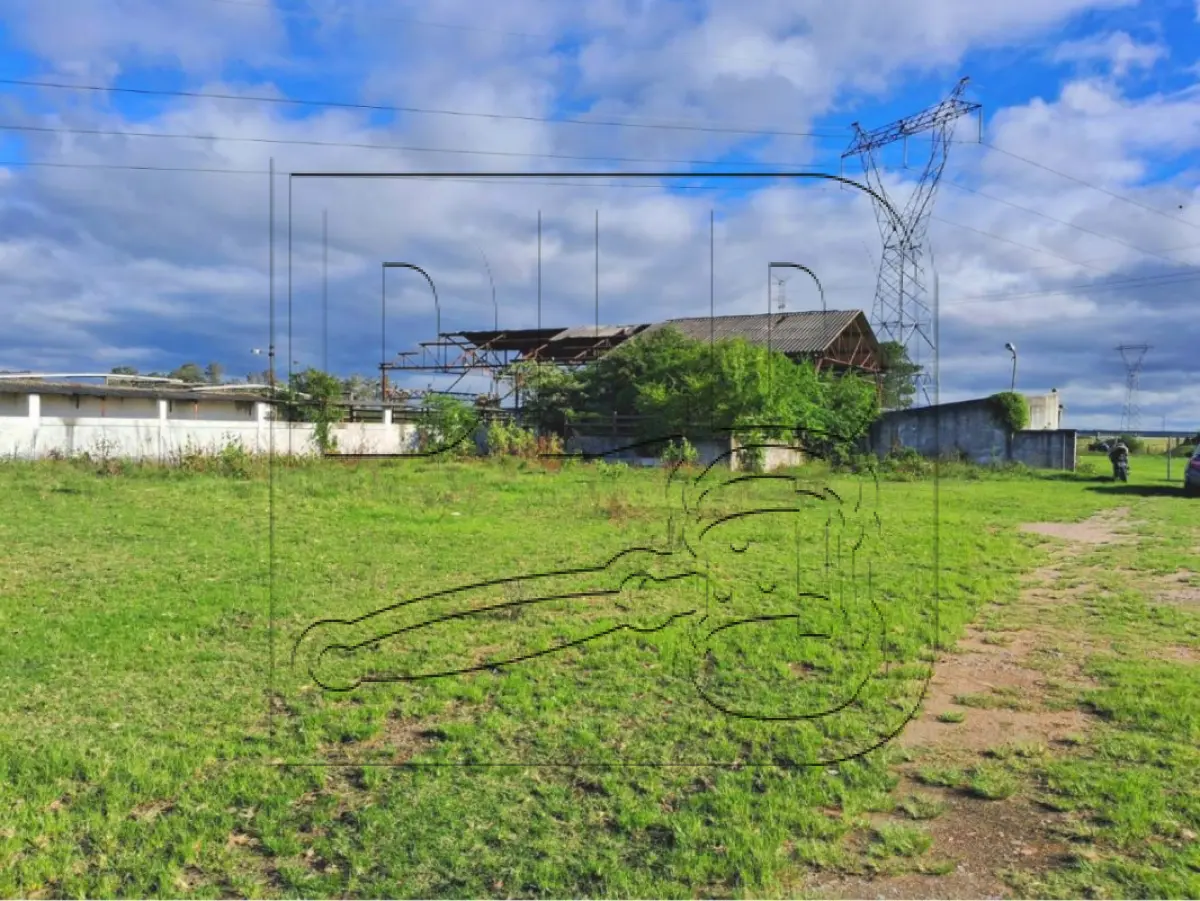 LOTE 001 - Terreno e Prédio em Pelotas