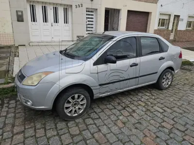 LOTE 002 - Ford/Fiesta Sedan Flex 1.0