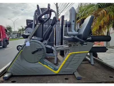 LOTE 011 - Diversos Equipamentos de Academia