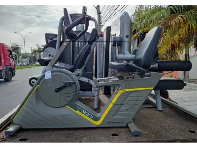 LOTE 011 - Diversos Equipamentos de Academia