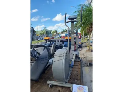 LOTE 011 - Diversos Equipamentos de Academia