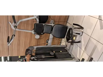 LOTE 011 - Diversos Equipamentos de Academia