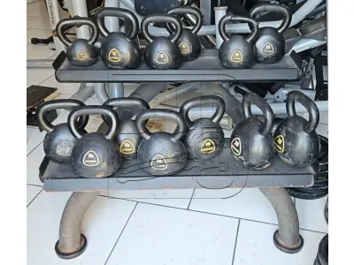 LOTE 011 - Diversos Equipamentos de Academia