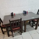 MESAS, CADEIRAS E ARMÁRIOS